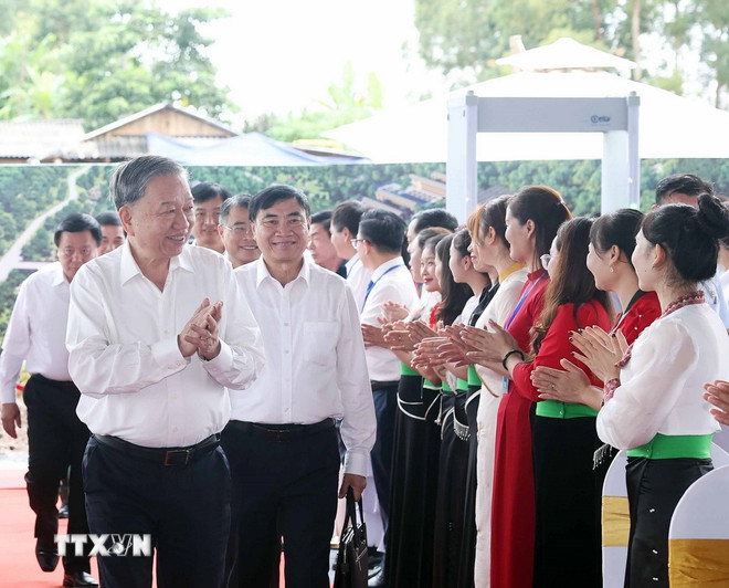 Tổng Bí thư Tô Lâm: Để mỗi trẻ em vùng cao, vùng xa đều có cơ hội học tập- Ảnh 2. Tổng Bí thư Tô Lâm: Để mỗi trẻ em vùng cao, vùng xa đều có cơ hội học tập- Ảnh 2.