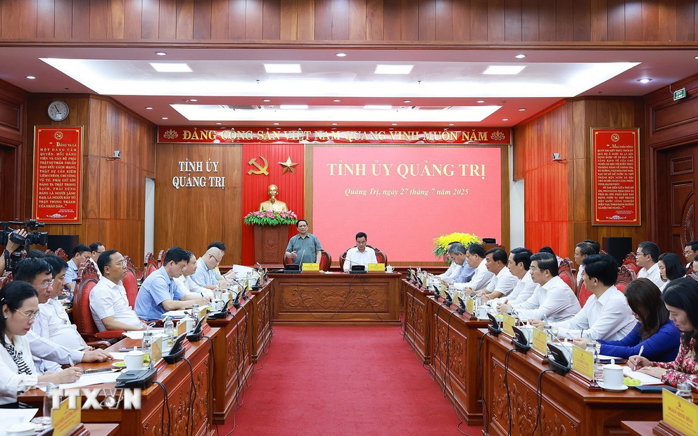 Thủ tướng: Quảng Trị phải biến đau thương thành sức mạnh nội sinh để vươn lên- Ảnh 2. Thủ tướng: Quảng Trị phải biến đau thương thành sức mạnh nội sinh để vươn lên- Ảnh 2.