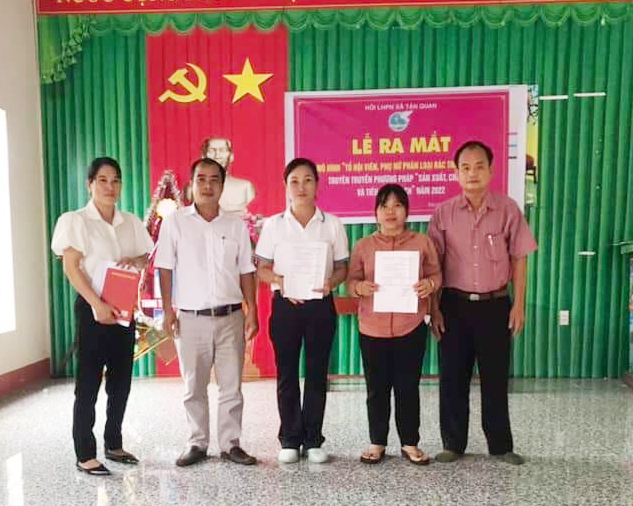 Nhiều giải thưởng dành cho tuyên truyền viên giỏi về bảo vệ môi trường- Ảnh 2. Nhiều giải thưởng dành cho tuyên truyền viên giỏi về bảo vệ môi trường- Ảnh 2.