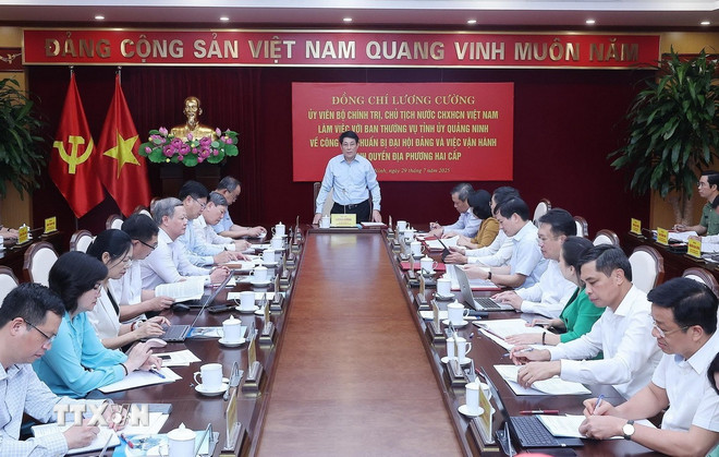 Chủ tịch nước: Quảng Ninh cần kịp thời tháo gỡ vướng mắc khi vận hành bộ máy mới- Ảnh 2. Chủ tịch nước: Quảng Ninh cần kịp thời tháo gỡ vướng mắc khi vận hành bộ máy mới- Ảnh 2.