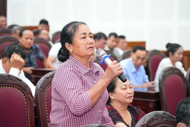 Chủ tịch UBTƯ MTTQ Việt Nam Đỗ Văn Chiến tiếp xúc cử tri tại Nghệ An sau kỳ họp thứ 9, Quốc hội khóa XV- Ảnh 6.