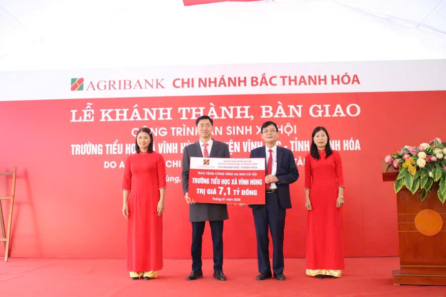 Agribank Bắc Thanh Hóa tài trợ hơn 7,1 tỷ đồng đồng xây dựng Trường tiểu học xã Vĩnh Hùng, huyện Vĩnh Lộc- Ảnh 1. Agribank Bắc Thanh Hóa tài trợ hơn 7,1 tỷ đồng đồng xây dựng Trường tiểu học xã Vĩnh Hùng, huyện Vĩnh Lộc- Ảnh 1.