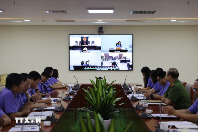 Hà Nội: Tổ chức phiên tòa hình sự trực tuyến tới Tòa án 18 tỉnh, thành phố- Ảnh 1. Hà Nội: Tổ chức phiên tòa hình sự trực tuyến tới Tòa án 18 tỉnh, thành phố- Ảnh 1.