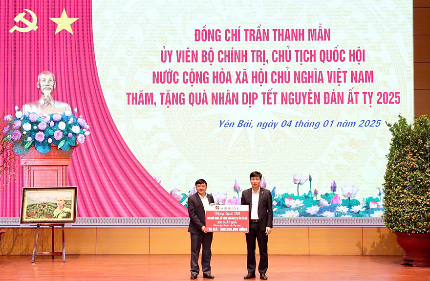 Agribank dành hơn 100 tỷ đồng chung tay vì người nghèo, đối tượng chính sách nhân dịp Xuân Ất Tỵ năm 2025- Ảnh 1. Agribank dành hơn 100 tỷ đồng chung tay vì người nghèo, đối tượng chính sách nhân dịp Xuân Ất Tỵ năm 2025- Ảnh 1.