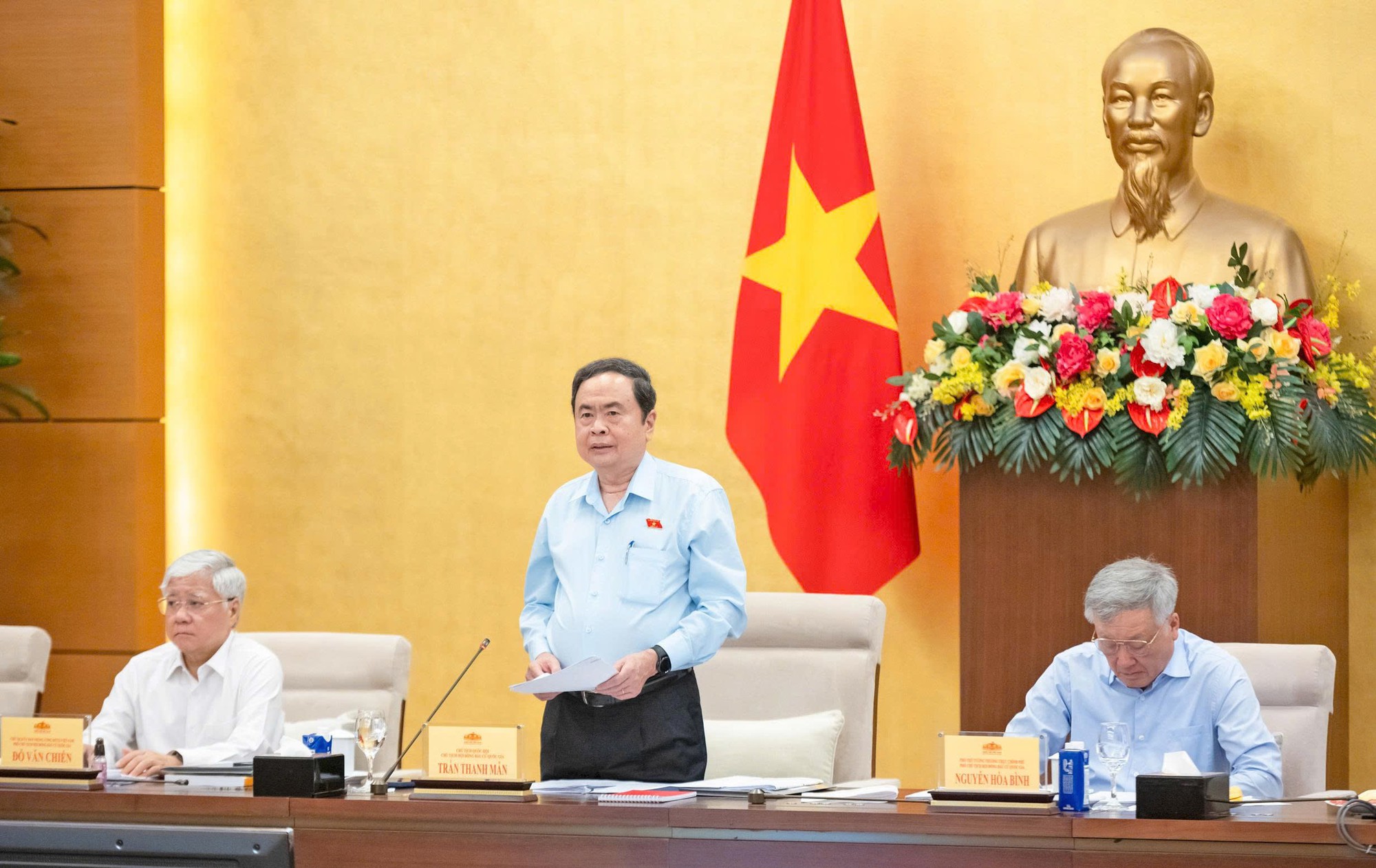 Hội đồng Bầu cử quốc gia tiến hành Phiên họp thứ nhất - Ảnh 1. Hội đồng Bầu cử quốc gia tiến hành Phiên họp thứ nhất - Ảnh 1.