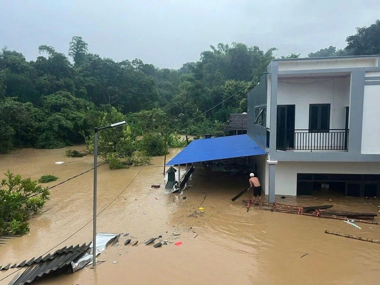 Phó Thủ tướng Trần Hồng Hà chỉ đạo khắc phục lũ quét, sạt lở đất ở Điện Biên- Ảnh 2. Phó Thủ tướng Trần Hồng Hà chỉ đạo khắc phục lũ quét, sạt lở đất ở Điện Biên- Ảnh 2.
