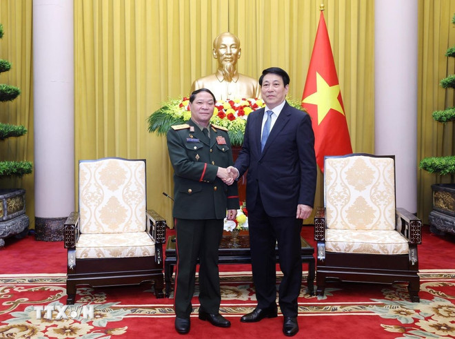 Chủ tịch nước tiếp Chủ nhiệm Tổng cục Chính trị Quân đội nhân dân Lào- Ảnh 1.