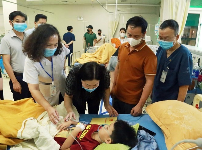 Lào Cai: Thông tin về vụ tai nạn giao thông làm 12 người thương vong- Ảnh 2. Lào Cai: Thông tin về vụ tai nạn giao thông làm 12 người thương vong- Ảnh 2.