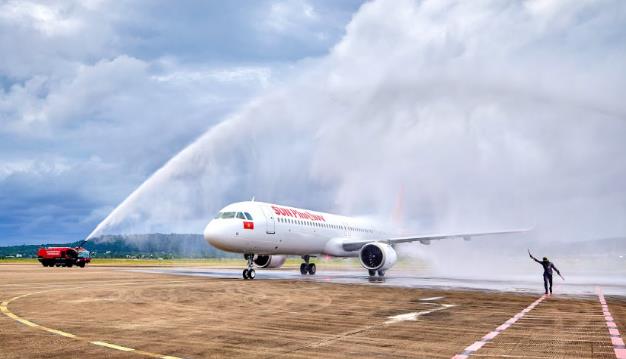 Ngắm thiết kế tàu bay lấy cảm hứng từ hoàng hôn đảo Ngọc của Sun PhuQuoc Airways- Ảnh 4. Ngắm thiết kế tàu bay lấy cảm hứng từ hoàng hôn đảo Ngọc của Sun PhuQuoc Airways- Ảnh 4.