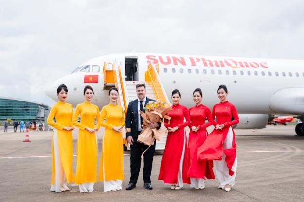 Ngắm thiết kế tàu bay lấy cảm hứng từ hoàng hôn đảo Ngọc của Sun PhuQuoc Airways- Ảnh 6. Ngắm thiết kế tàu bay lấy cảm hứng từ hoàng hôn đảo Ngọc của Sun PhuQuoc Airways- Ảnh 6.