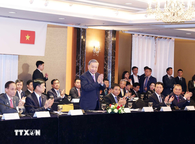 Chuyến thăm Hàn Quốc của Tổng Bí thư thành công tốt đẹp trên mọi phương diện- Ảnh 1. Chuyến thăm Hàn Quốc của Tổng Bí thư thành công tốt đẹp trên mọi phương diện- Ảnh 1.