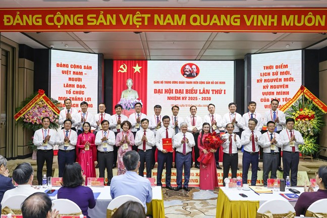 Đổi mới nội dung, phương thức lãnh đạo để hoạt động của Đoàn bám sát cơ sở, kịp thời nắm bắt tâm tư, nguyện vọng của đoàn viên, thanh niên- Ảnh 9.