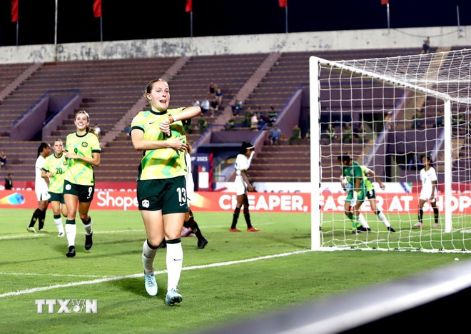 AFF Cup nữ: Đương kim vô địch bị loại, Việt Nam gặp Australia ở bán kết- Ảnh 1. AFF Cup nữ: Đương kim vô địch bị loại, Việt Nam gặp Australia ở bán kết- Ảnh 1.