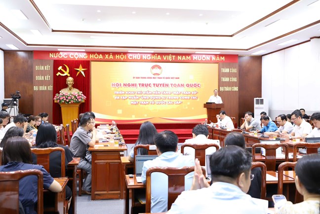 Ứng dụng công nghệ số để MTTQ Việt Nam, các tổ chức chính trị -xã hội đến gần dân, sẵn sàng phục vụ dân- Ảnh 1.