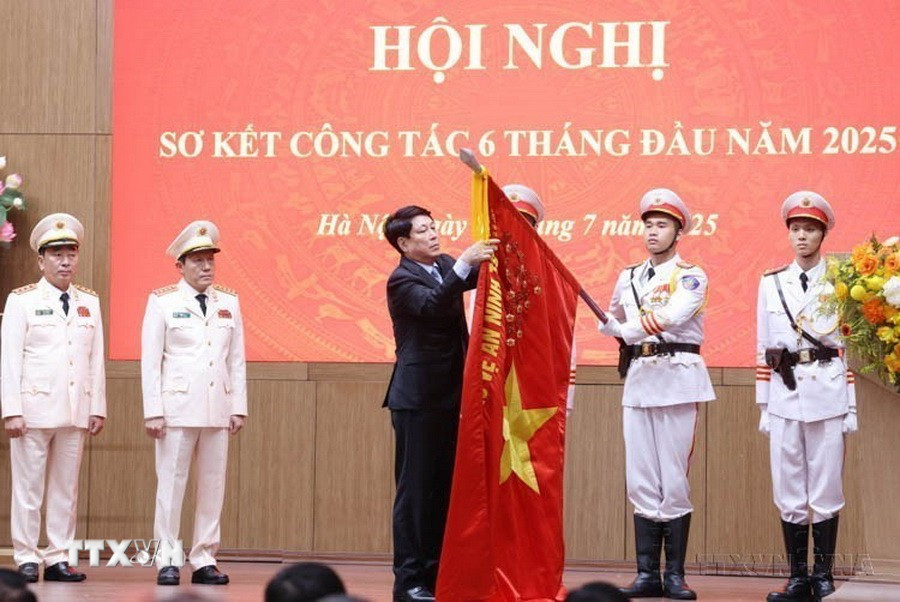 "80 năm - Vinh quang Công an nhân dân Việt Nam"- Ảnh 9.