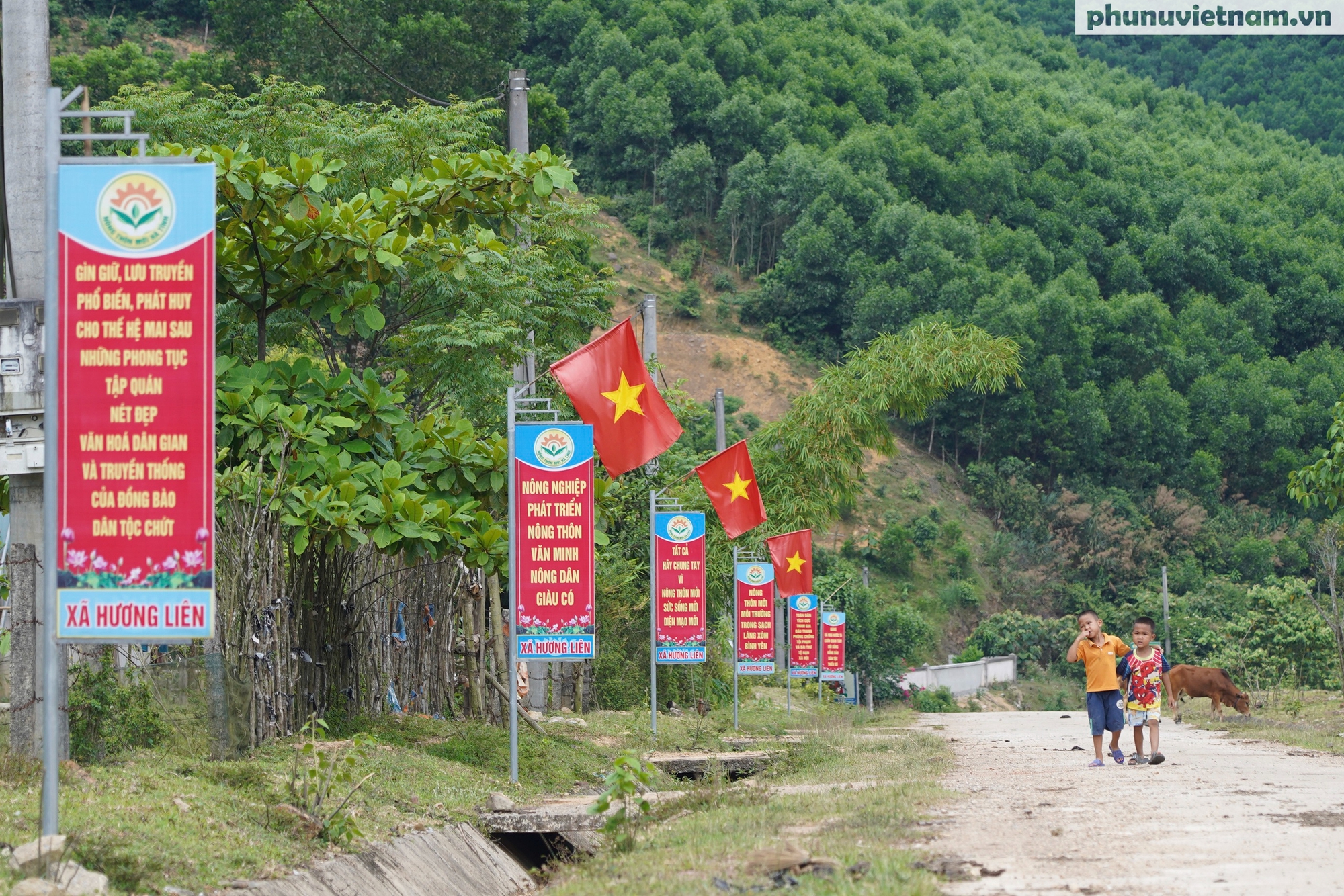 Bản tái định cư của đồng bào người Chứt đẹp như tranh vẽ ven sông Ngàn Sâu- Ảnh 8. Bản tái định cư của đồng bào người Chứt đẹp như tranh vẽ ven sông Ngàn Sâu- Ảnh 8.