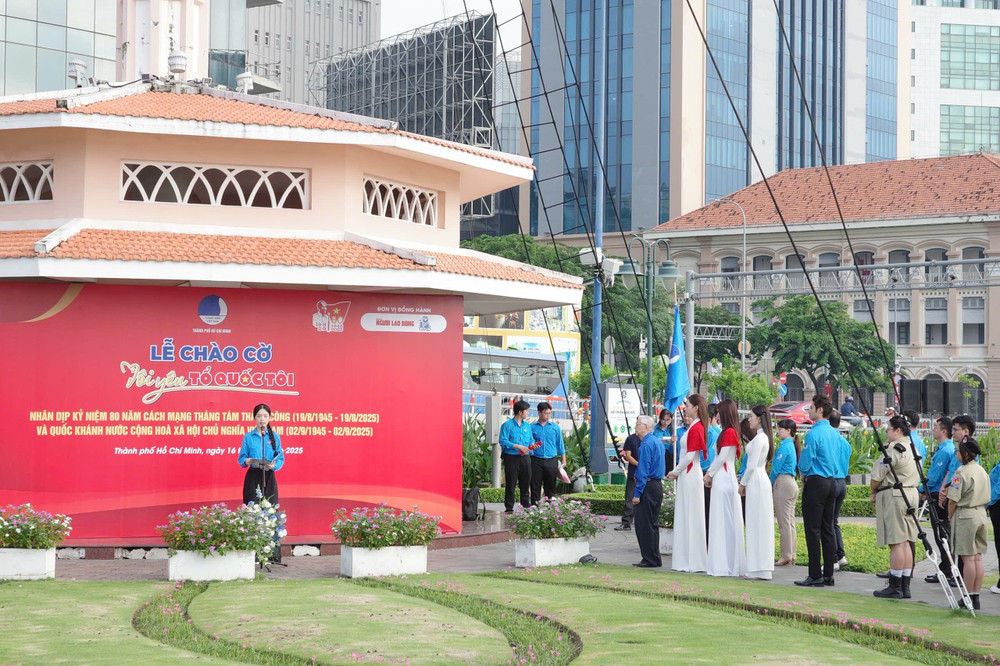 Dàn Hoa hậu, Nam vương Việt Nam nói gì về tình yêu yêu nước?- Ảnh 5. Dàn Hoa hậu, Nam vương Việt Nam nói gì về tình yêu yêu nước?- Ảnh 5.