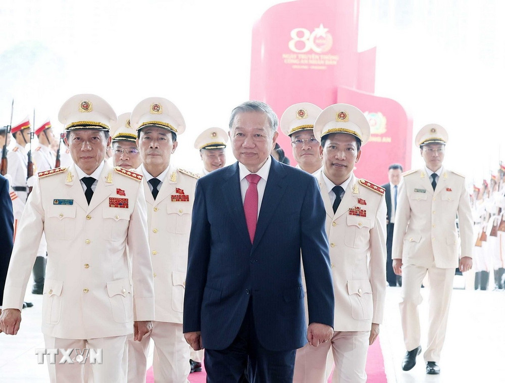 Diễn văn của Tổng Bí thư Tô Lâm tại Lễ kỷ niệm 80 năm Ngày truyền thống Công an nhân dân- Ảnh 3.