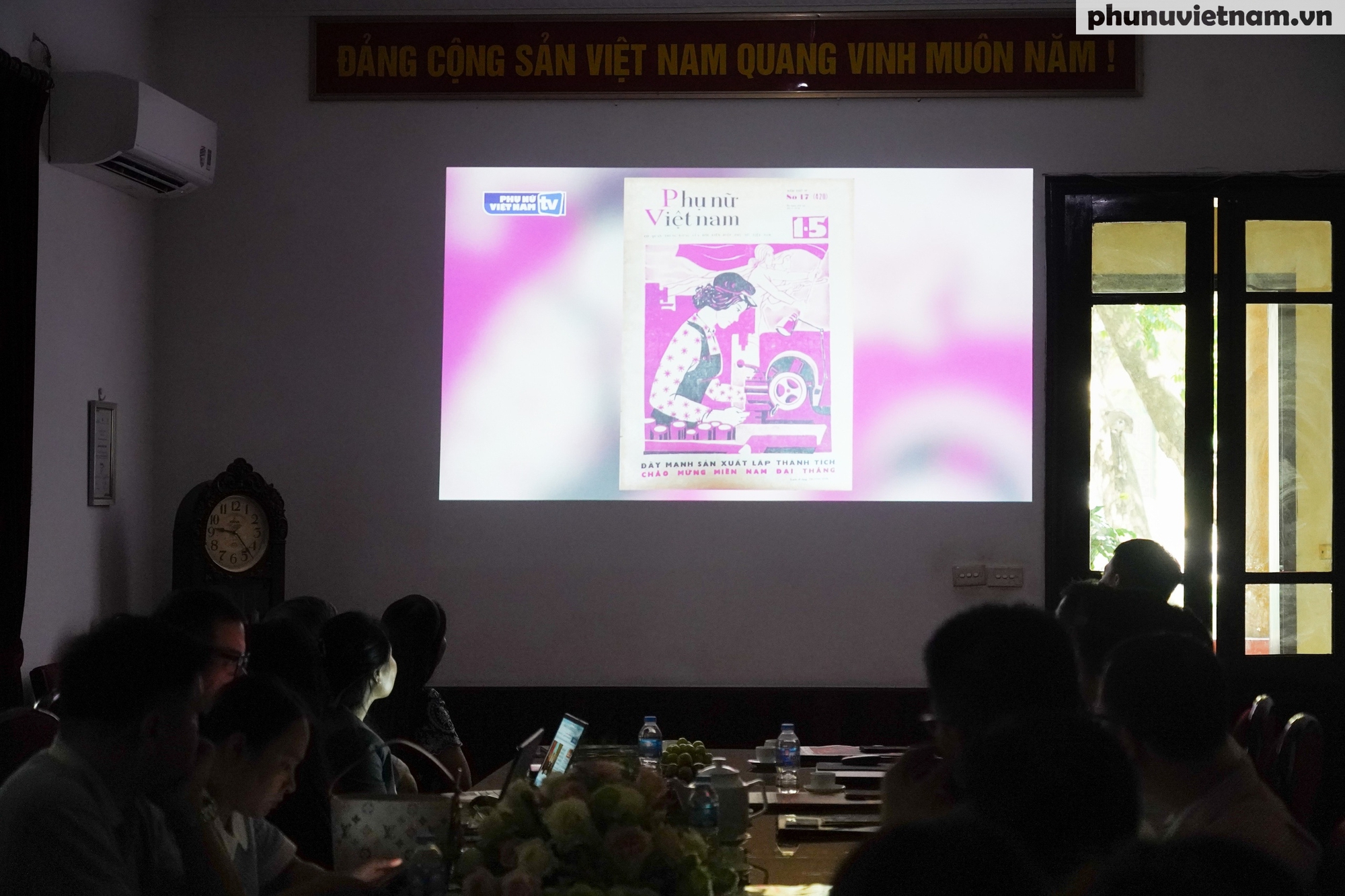 Đoàn cán bộ, học viên Học viện Báo chí và Tuyên truyền đến thực tế tại Báo Phụ nữ Việt Nam- Ảnh 5. Đoàn cán bộ, học viên Học viện Báo chí và Tuyên truyền đến thực tế tại Báo Phụ nữ Việt Nam- Ảnh 5.