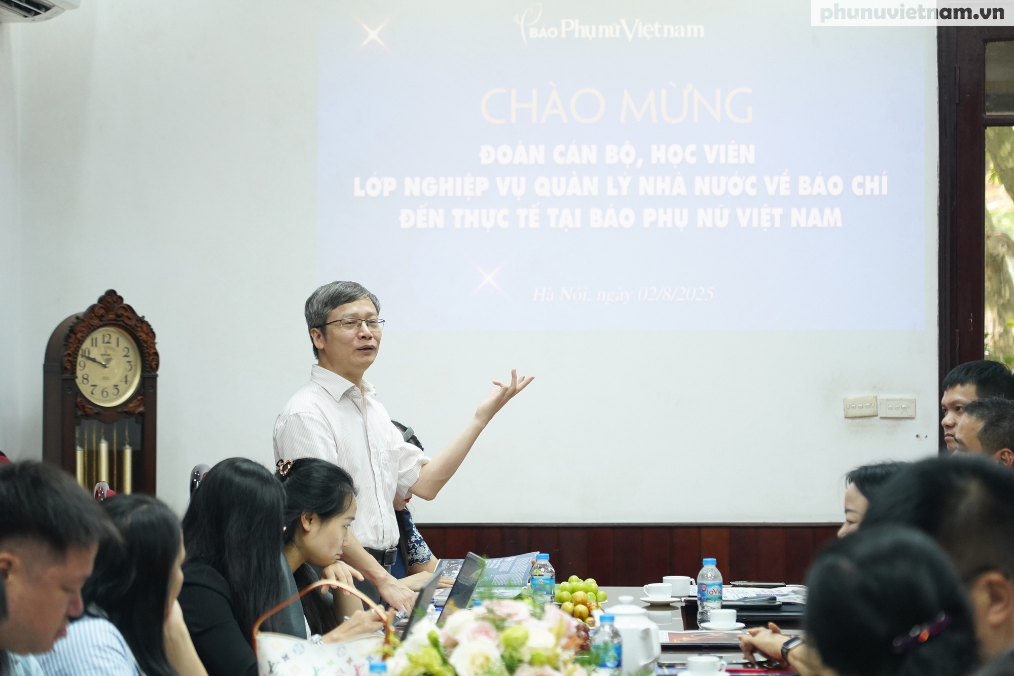 Đoàn cán bộ, học viên Học viện Báo chí và Tuyên truyền đến thực tế tại Báo Phụ nữ Việt Nam- Ảnh 9. Đoàn cán bộ, học viên Học viện Báo chí và Tuyên truyền đến thực tế tại Báo Phụ nữ Việt Nam- Ảnh 9.