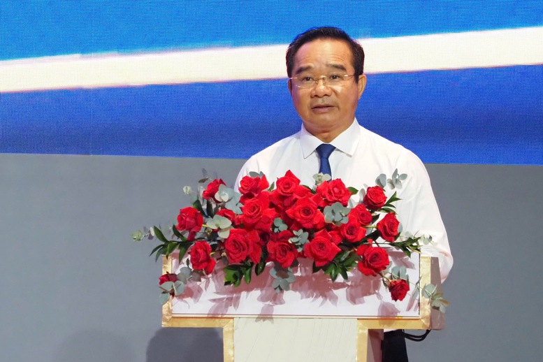 Thủ tướng: Trung tâm tài chính quốc tế là nơi pháp luật được "thiết kế cho tương lai"- Ảnh 4. Thủ tướng: Trung tâm tài chính quốc tế là nơi pháp luật được "thiết kế cho tương lai"- Ảnh 4.