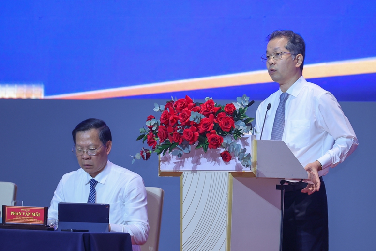 Thủ tướng: Trung tâm tài chính quốc tế là nơi pháp luật được "thiết kế cho tương lai"- Ảnh 3. Thủ tướng: Trung tâm tài chính quốc tế là nơi pháp luật được "thiết kế cho tương lai"- Ảnh 3.