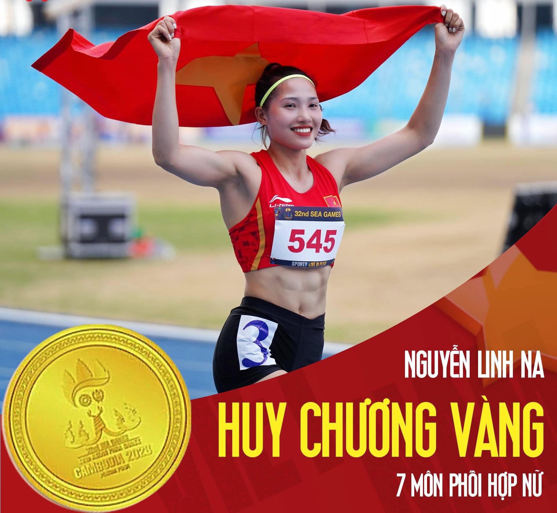 Nữ đại úy vinh dự tham gia đội hình rước đuốc truyền thống tại A80- Ảnh 4. Nữ đại úy vinh dự tham gia đội hình rước đuốc truyền thống tại A80- Ảnh 4.