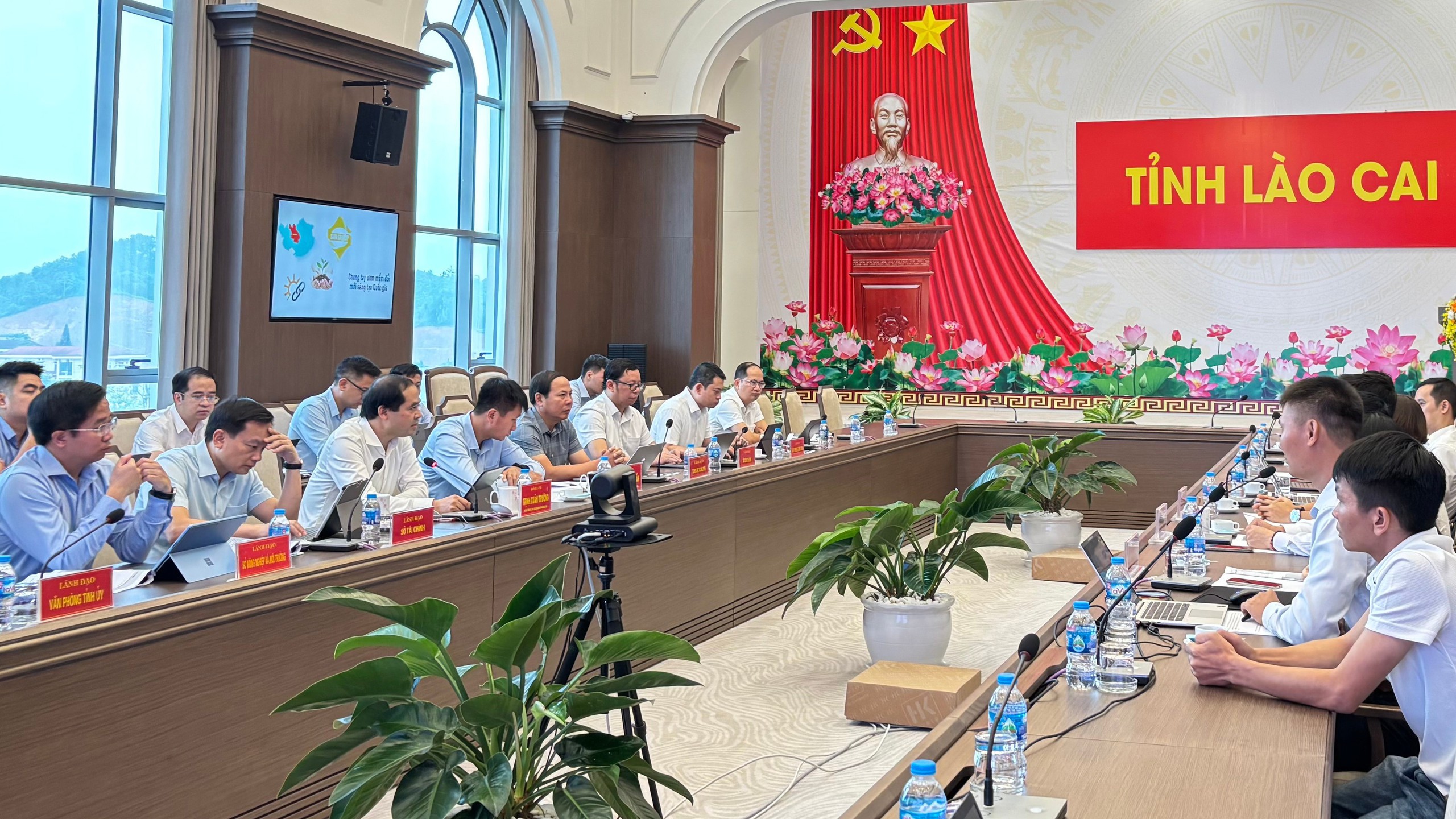 Lào Cai: Định hướng phát triển hạ tầng công nghiệp công nghệ số - Ảnh 1. Lào Cai: Định hướng phát triển hạ tầng công nghiệp công nghệ số - Ảnh 1.