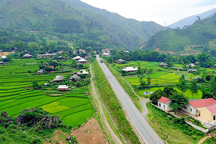 Xã Mường Kim phấn đấu thu nhập bình quân đầu người đạt 63 triệu đồng/năm- Ảnh 3. Xã Mường Kim phấn đấu thu nhập bình quân đầu người đạt 63 triệu đồng/năm- Ảnh 3.
