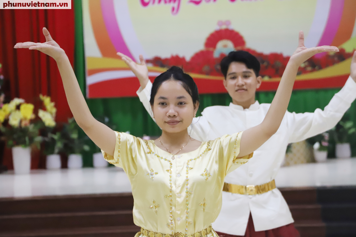 Người trẻ Khmer gìn giữ và phát huy nghệ thuật múa truyền thống- Ảnh 1. Người trẻ Khmer gìn giữ và phát huy nghệ thuật múa truyền thống- Ảnh 1.