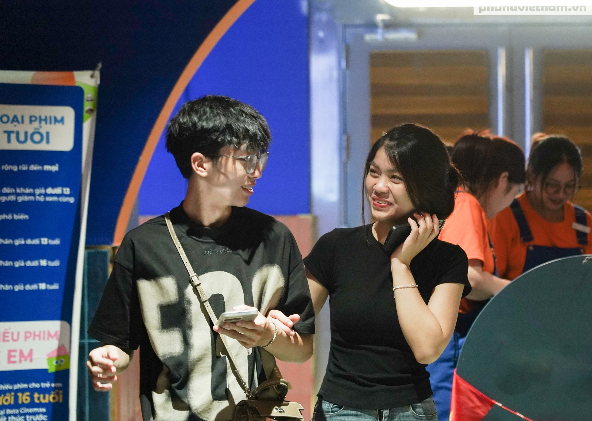 Gen Z thức trắng đêm xem “Mưa đỏ”: Khi lịch sử chạm đến trái tim người trẻ- Ảnh 4. Gen Z thức trắng đêm xem “Mưa đỏ”: Khi lịch sử chạm đến trái tim người trẻ- Ảnh 4.