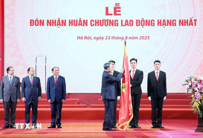 Tổng Bí thư Tô Lâm: Văn hóa phải soi đường, hình thành năng lực mềm quốc gia- Ảnh 3. Tổng Bí thư Tô Lâm: Văn hóa phải soi đường, hình thành năng lực mềm quốc gia- Ảnh 3.