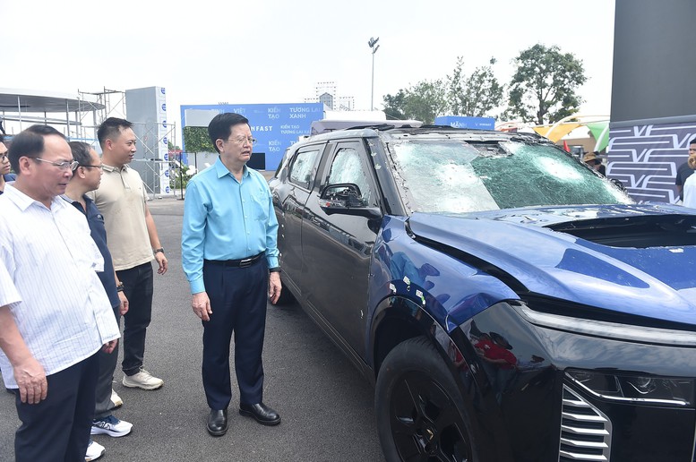 Khu trưng bày ngoài trời Triển lãm thành tựu Đất nước phải đặc sắc, điển hình, tiêu biểu- Ảnh 3. Khu trưng bày ngoài trời Triển lãm thành tựu Đất nước phải đặc sắc, điển hình, tiêu biểu- Ảnh 3.