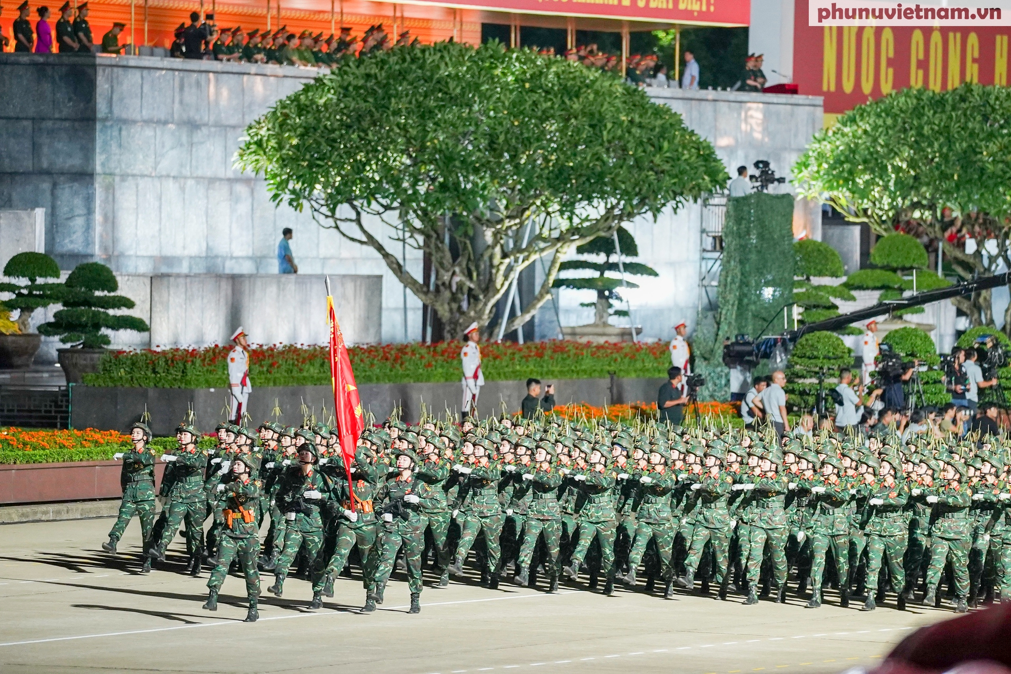 Dấu ấn các khối nữ Quân đội nhân dân Việt Nam trong Tổng hợp luyện duyễn binh, diễu hành lần 2 - Ảnh 14. Dấu ấn các khối nữ Quân đội nhân dân Việt Nam trong Tổng hợp luyện duyễn binh, diễu hành lần 2 - Ảnh 14.