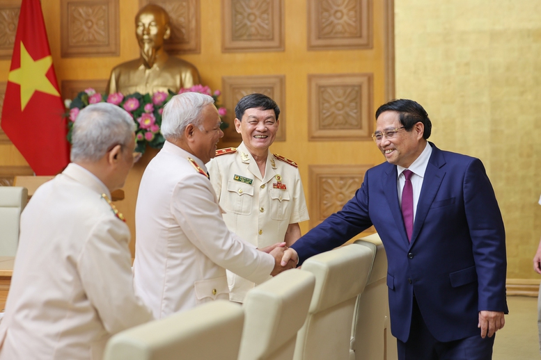 Thủ tướng gặp mặt, tri ân lực lượng Công an chi viện chiến trường miền Nam- Ảnh 1. Thủ tướng gặp mặt, tri ân lực lượng Công an chi viện chiến trường miền Nam- Ảnh 1.