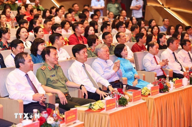 "Sao Độc lập" - Khơi dậy khát vọng xây dựng đất nước hùng cường, thịnh vượng- Ảnh 1. "Sao Độc lập" - Khơi dậy khát vọng xây dựng đất nước hùng cường, thịnh vượng- Ảnh 1.