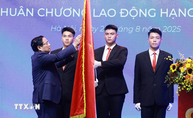 Thủ tướng: Đưa xây dựng và thi hành pháp luật thành lợi thế cạnh tranh quốc gia- Ảnh 1. Thủ tướng: Đưa xây dựng và thi hành pháp luật thành lợi thế cạnh tranh quốc gia- Ảnh 1.