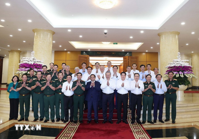 Bộ Chính trị làm việc với Ban Thường vụ Quân ủy Trung ương- Ảnh 4. Bộ Chính trị làm việc với Ban Thường vụ Quân ủy Trung ương- Ảnh 4.