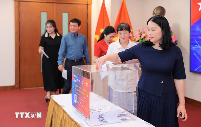 Đại sứ Cuba: Tấm lòng của người dân Việt Nam đã chạm đến trái tim nhân dân Cuba- Ảnh 1. Đại sứ Cuba: Tấm lòng của người dân Việt Nam đã chạm đến trái tim nhân dân Cuba- Ảnh 1.