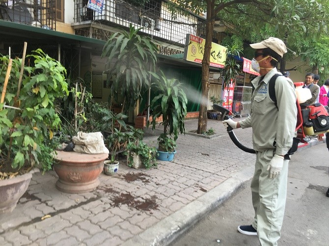 Hà Nội: Kiểm tra công tác vệ sinh môi trường, phòng chống dịch tại tại ga, bến xe phục vụ Quốc khánh 2/9- Ảnh 1.