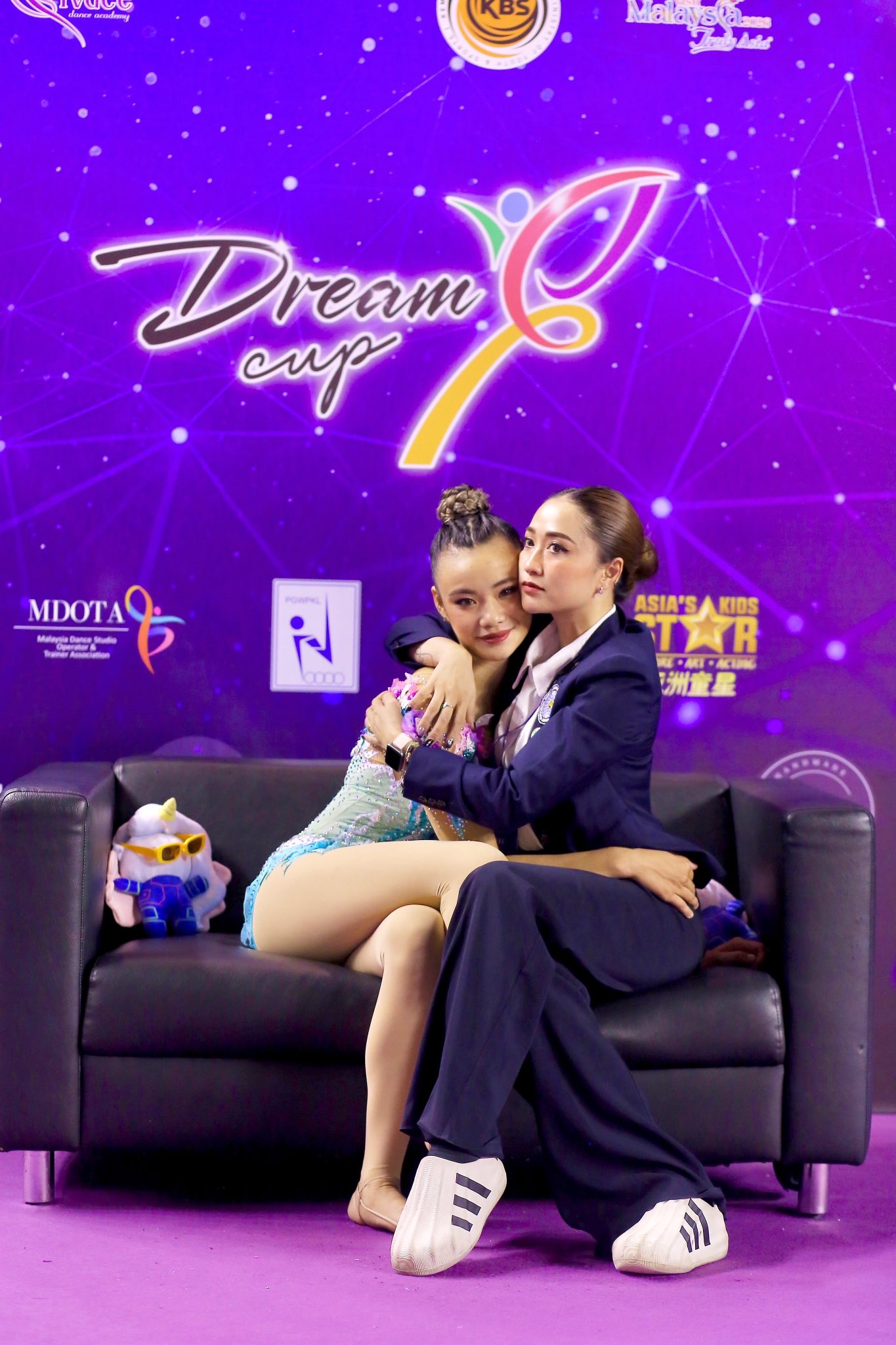 Huấn luyện viên Nguyễn Thu Hà và học trò thắng lớn ở Giải thể dục nghệ thuật quốc tế- Ảnh 5. Huấn luyện viên Nguyễn Thu Hà và học trò thắng lớn ở Giải thể dục nghệ thuật quốc tế- Ảnh 5.