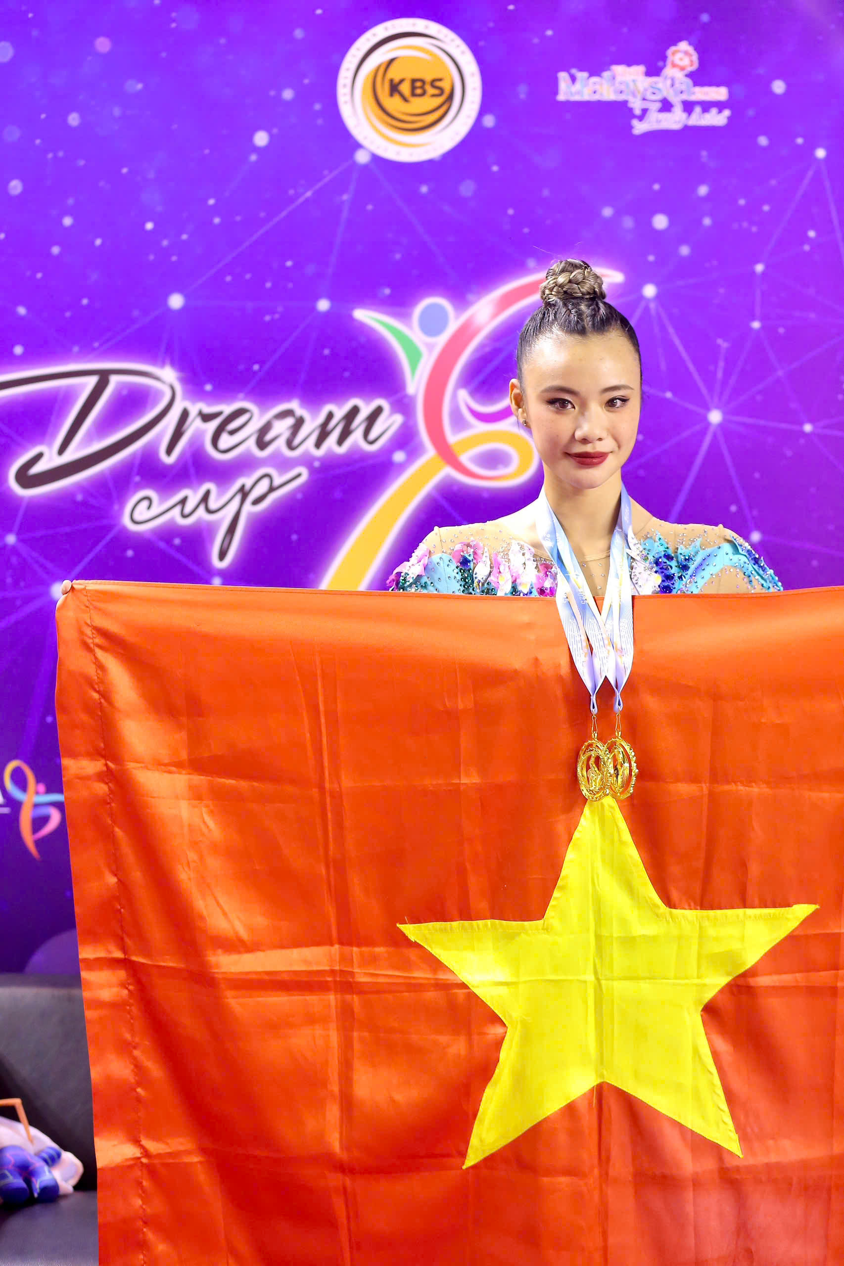 Huấn luyện viên Nguyễn Thu Hà và học trò thắng lớn ở Giải thể dục nghệ thuật quốc tế- Ảnh 10. Huấn luyện viên Nguyễn Thu Hà và học trò thắng lớn ở Giải thể dục nghệ thuật quốc tế- Ảnh 10.