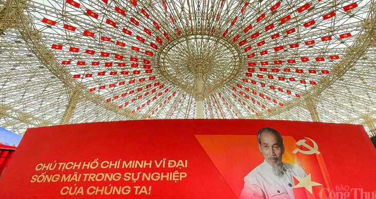 Phát triển văn hóa Việt Nam trong kỷ nguyên mới - Ảnh 1. Phát triển văn hóa Việt Nam trong kỷ nguyên mới - Ảnh 1.