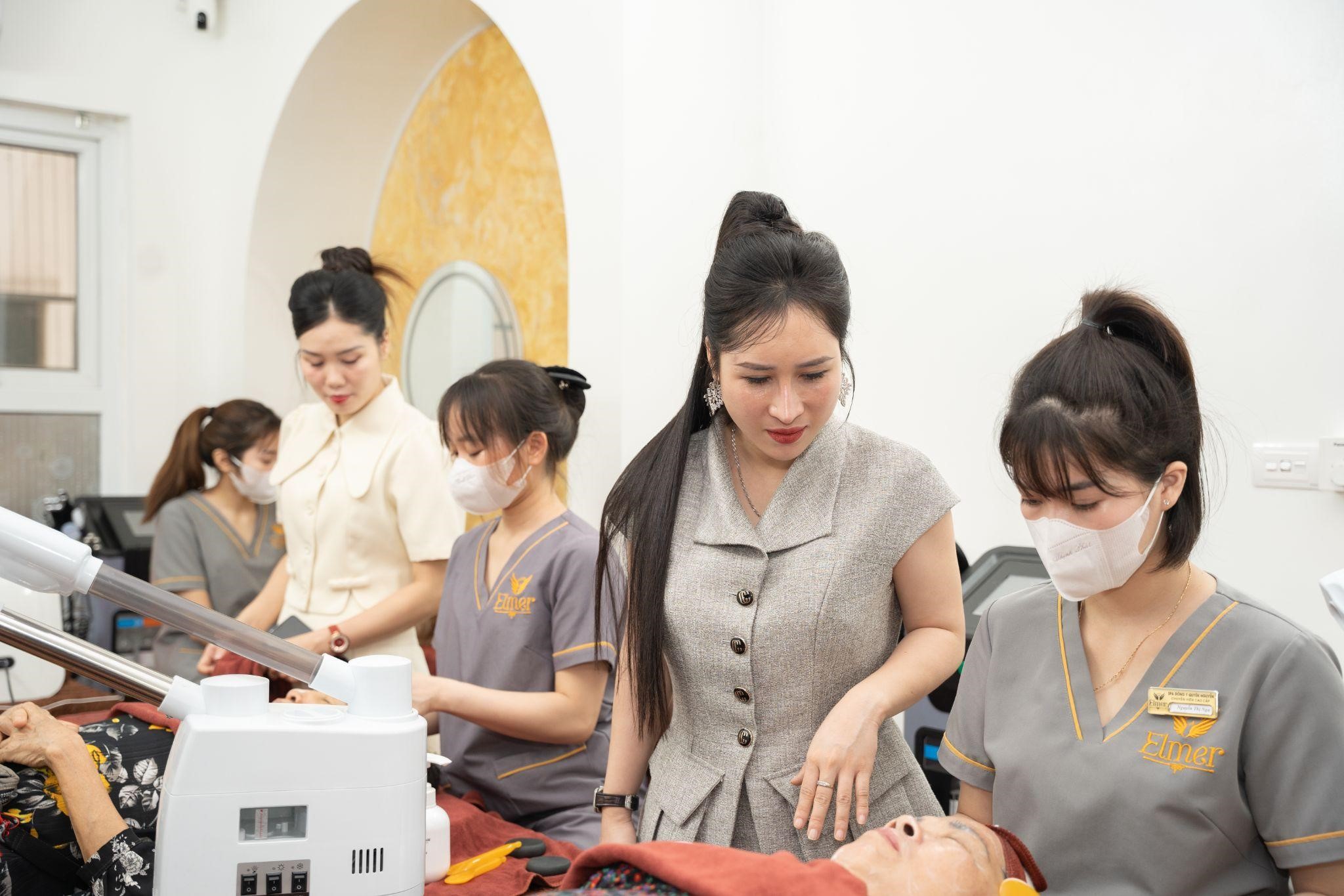 Elmer Quyên Nguyễn - Hành trình 10 năm khẳng định vị thế thương hiệu trị nám hàng đầu- Ảnh 3. Elmer Quyên Nguyễn - Hành trình 10 năm khẳng định vị thế thương hiệu trị nám hàng đầu- Ảnh 3.