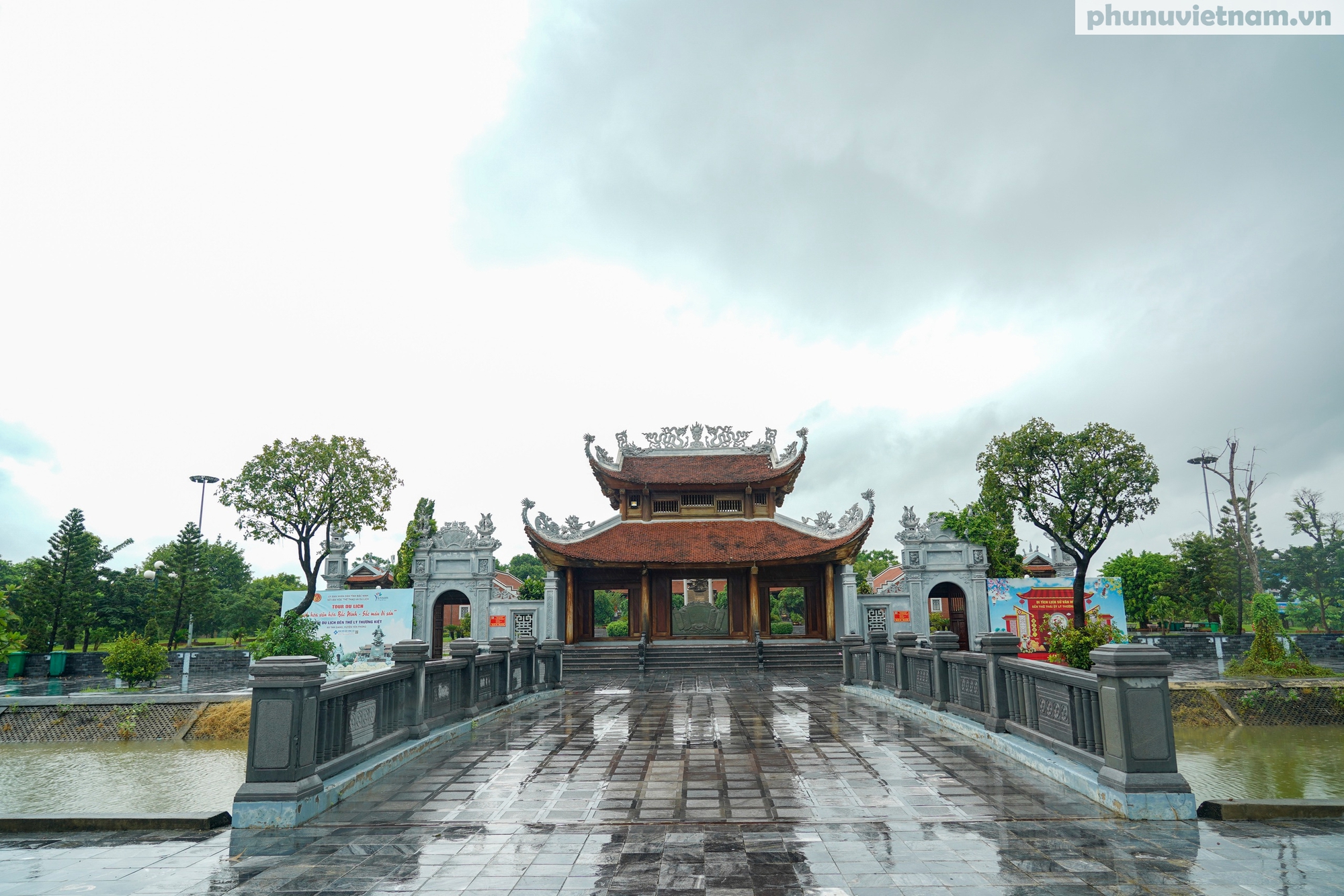 Đền thờ, Tượng đài Lý Thường Kiệt - "Địa chỉ đỏ" bên dòng Như Nguyệt lịch sử- Ảnh 3. Đền thờ, Tượng đài Lý Thường Kiệt - "Địa chỉ đỏ" bên dòng Như Nguyệt lịch sử- Ảnh 3.