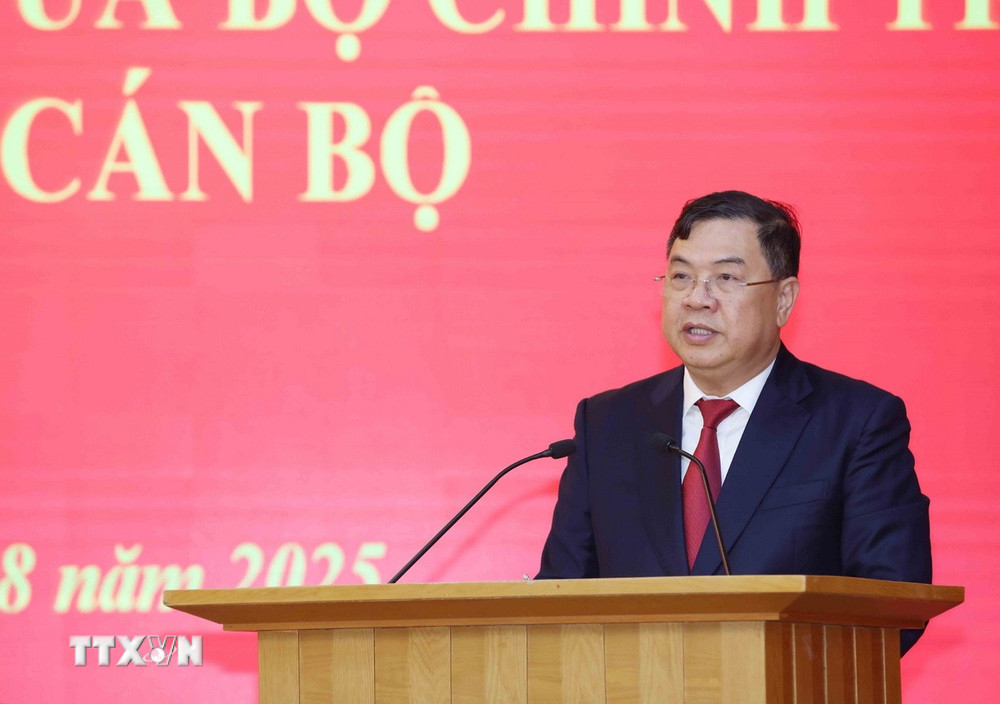 Bộ Chính trị bổ nhiệm ông Phạm Gia Túc giữ chức Chánh Văn phòng Trung ương Đảng- Ảnh 2.