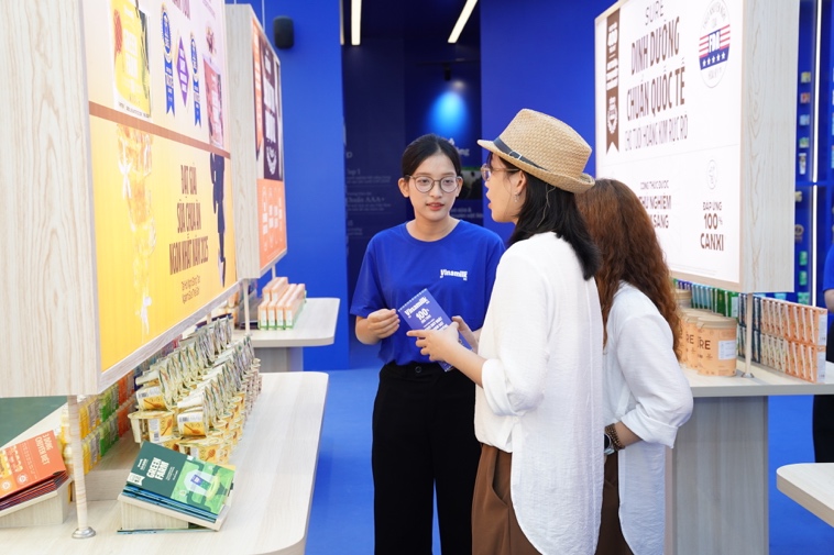Người dân thích thú trải nghiệm không gian trưng bày của Vinamilk tại triển lãm thành tựu đất nước 80 năm- Ảnh 6. Người dân thích thú trải nghiệm không gian trưng bày của Vinamilk tại triển lãm thành tựu đất nước 80 năm- Ảnh 6.