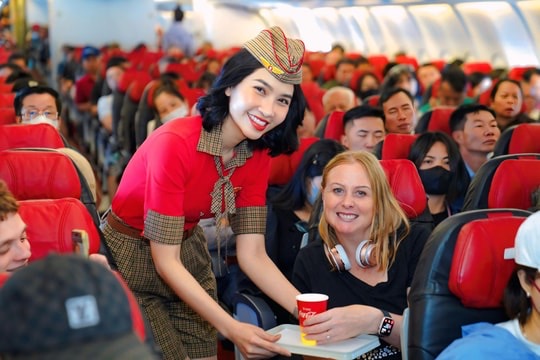 Vietjet tăng tần suất bay Singapore - Phú Quốc, khuyến mãi hấp dẫn với giá vé chỉ từ 0 đồng- Ảnh 1. Vietjet tăng tần suất bay Singapore - Phú Quốc, khuyến mãi hấp dẫn với giá vé chỉ từ 0 đồng- Ảnh 1.