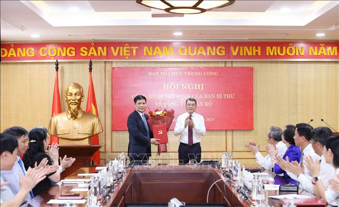 Vụ trưởng Vụ Tổ chức - Điều lệ giữ chức Phó Trưởng Ban Tổ chức Trung ương- Ảnh 1.