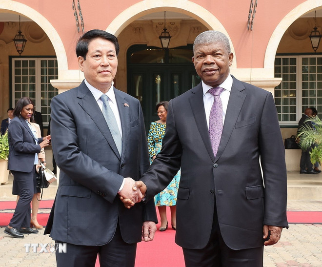 Lễ đón Chủ tịch nước Lương Cường thăm cấp Nhà nước Cộng hòa Angola- Ảnh 1.